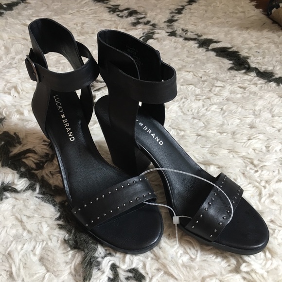 Lucky Brand Shoes - Lucky Brand Chunky Heel Sandals